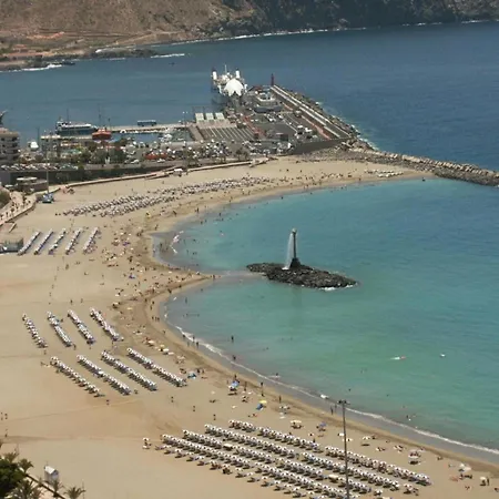 Vistas & Pool By Deihu Experiences